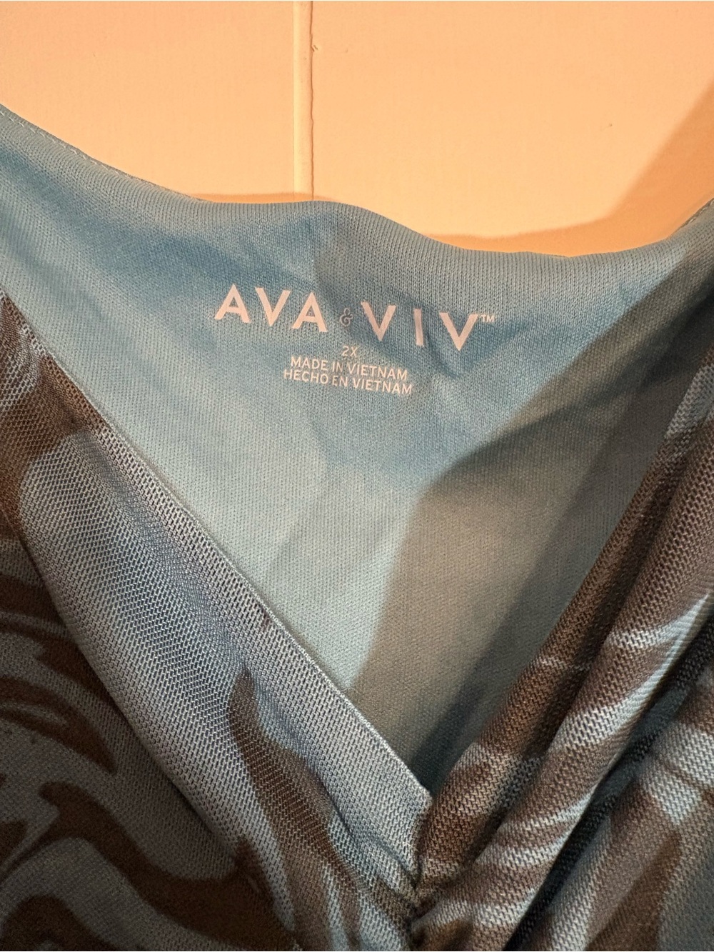 Ava & Viv Blue & Gray Balloon Sleeve Cinched Swirl Print Mesh Maxi Dress plus 2X - Picture 4 of 8